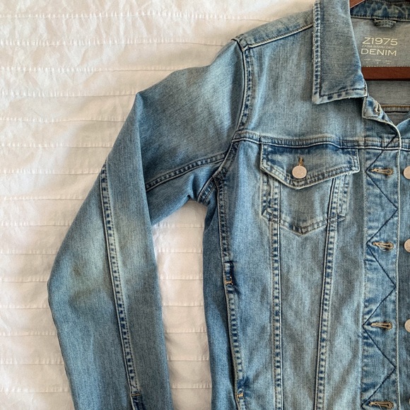 Zara Denim Jacket | Jean | Light/Medium Wash - Picture 3 of 7